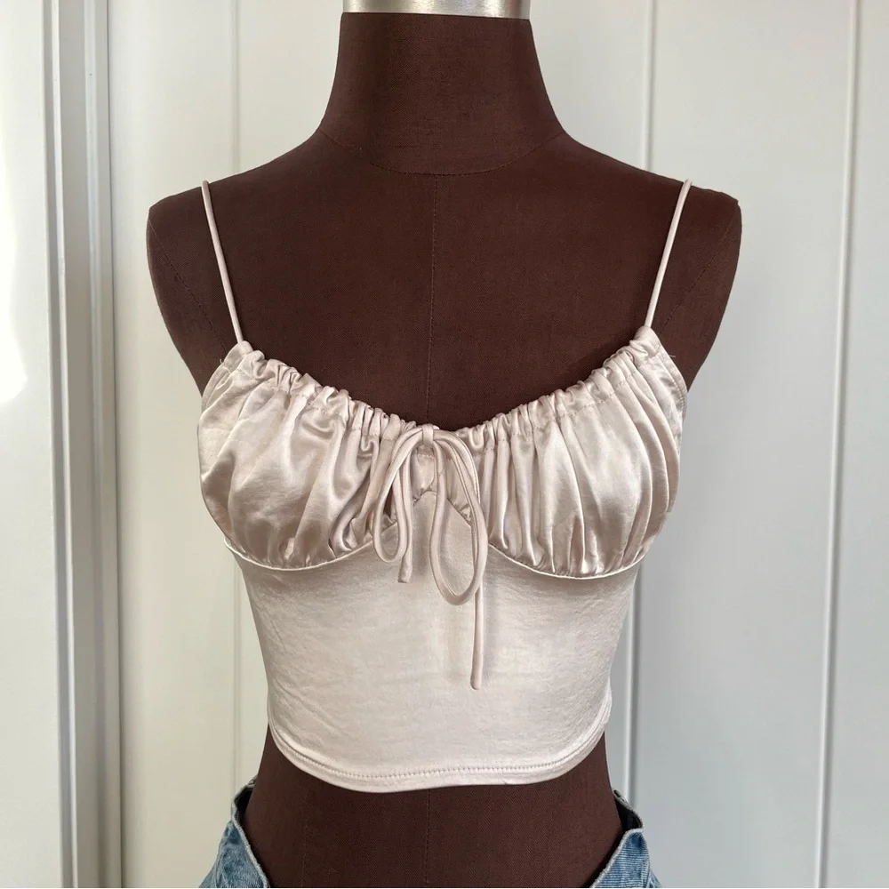 Satin crop tank - Picture 1 of 4
